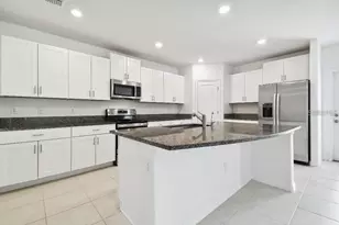 6335 Ten Acre Ct, Zephyrhills, FL 33541 - Photo 6