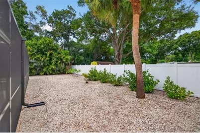 5810 20th Avenue S, Saint Petersburg, FL 33707 - Photo 40