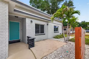 5810 20th Ave S, Saint Petersburg, FL 33707 - Photo 4