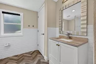 5810 20th Ave S, Saint Petersburg, FL 33707 - Photo 26