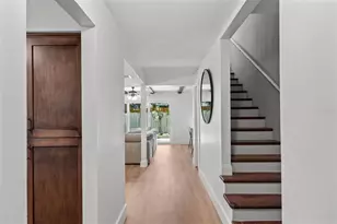 2517 W Tennessee Ave, Tampa, FL 33629 - Photo 2