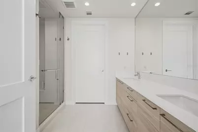 301 1st Street S #2705, Saint Petersburg, FL 33701 - Photo 40