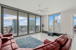 301 1st St S, Saint Petersburg, FL 33701 - Photo 16