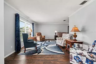 1501 New Bedford Dr, Sun City Center, FL 33573 - Photo 8