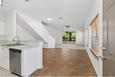 10925 Winter Crest Drive, Riverview, FL 33569 - Photo 6