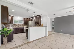 37913 Wicklow Ave, Zephyrhills, FL 33541 - Photo 8