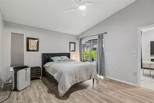 9376 French Quarters Cir, Weeki Wachee, FL 34613 - Photo 36