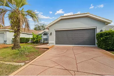 9376 French Quarters Circle, Weeki Wachee, FL 34613 - Photo 4