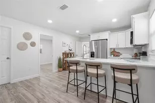 1002 E Seward St, Tampa, FL 33604 - Photo 12