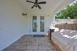626 35th Ave N, Saint Petersburg, FL 33704 - Photo 54
