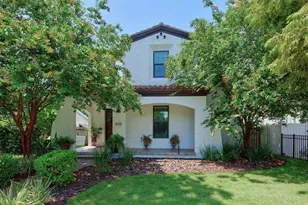 626 35th Ave N, Saint Petersburg, FL 33704 - Photo 1