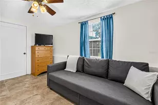 2151 44th Ave N, Saint Petersburg, FL 33714 - Photo 18