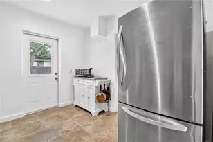 2151 44th Ave N, Saint Petersburg, FL 33714 - Photo 14