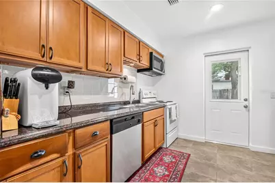 2151 44th Avenue N, Saint Petersburg, FL 33714 - Photo 12