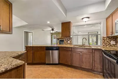 9237 Pebble Creek Drive, Tampa, FL 33647 - Photo 22