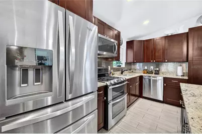3227 W Spruce Street, Tampa, FL 33607 - Photo 12