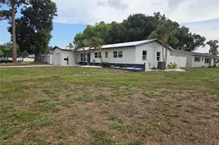 3066 66th Way N, Saint Petersburg, FL 33710 - Photo 4