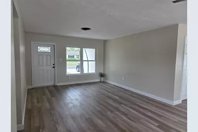3066 66th Way N, Saint Petersburg, FL 33710 - Photo 6