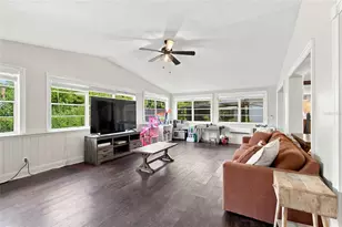 224 N McGowan Ave, Crystal River, FL 34429 - Photo 14