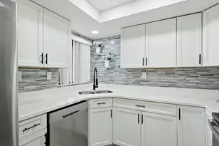 11440 Harbor Way, Largo, FL 33774 - Photo 16