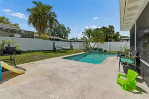 416 Maplewood Dr, Oldsmar, FL 34677 - Photo 34