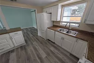 111 W Grapefruit Cir, Clearwater, FL 33759 - Photo 10