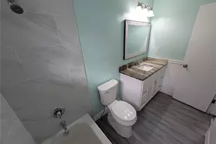 111 W Grapefruit Cir, Clearwater, FL 33759 - Photo 18