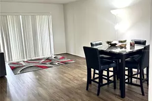 7531 Pitch Pine Cir, Tampa, FL 33617 - Photo 8
