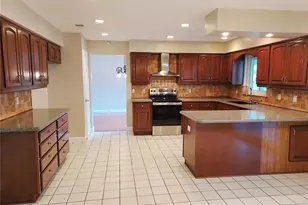702 Hyssop Pl, Brandon, FL 33510 - Photo 14