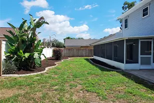 702 Hyssop Pl, Brandon, FL 33510 - Photo 4