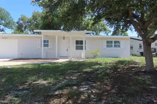 1727 Thames St, Clearwater, FL 33755 - Photo 2
