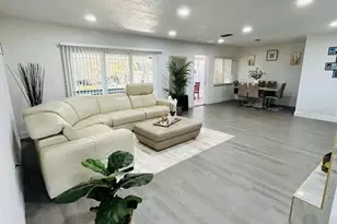 5101 Vinson Dr, Tampa, FL 33610 - Photo 46