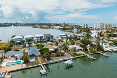 216 Punta Vista Drive, Saint Pete Beach, FL 33706 - Photo 16