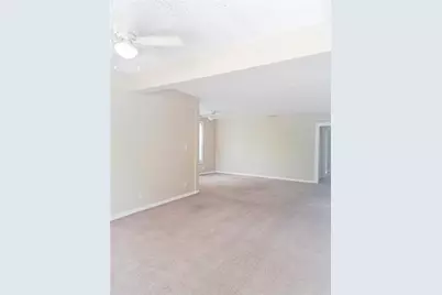 2657 Bayside Drive S, Saint Petersburg, FL 33705 - Photo 18