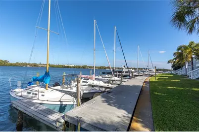 237 Seahorse Drive SE #H, Saint Petersburg, FL 33705 - Photo 34
