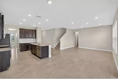 2546 Warren Acres Boulevard, Wesley Chapel, FL 33543 - Photo 16
