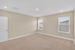 2546 Warren Acres Blvd, Wesley Chapel, FL 33543 - Photo 40