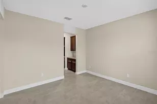 2546 Warren Acres Blvd, Wesley Chapel, FL 33543 - Photo 6