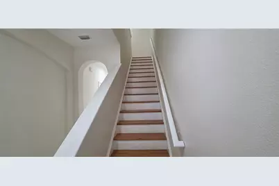 2027 Strathmill Drive, Clearwater, FL 33755 - Photo 10
