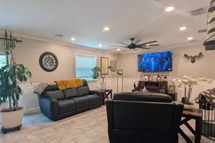 12076 Marvelwood Rd, Weeki Wachee, FL 34614 - Photo 4