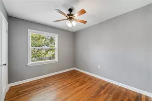 1010 W Berry Ave, Tampa, FL 33603 - Photo 22