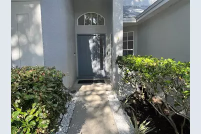 2930 Shannon Cir, Palm Harbor, FL 34684 - Photo 2