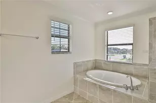 11424 Sweetgrass Dr, Bradenton, FL 34212 - Photo 12