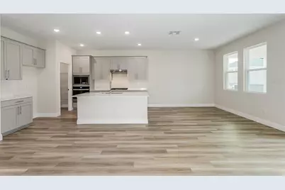 33437 Twilight Sea Place, Dade City, FL 33525 - Photo 14
