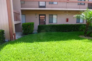 119 Lakeside Dr, Oldsmar, FL 34677 - Photo 1