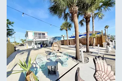 17729 Gulf Boulevard, Redington Shores, FL 33708 - Photo 4
