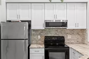 1040 Normandy Trace Rd, Tampa, FL 33602 - Photo 14