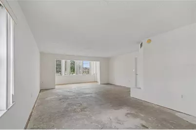 1900 68th Street N #210, Saint Petersburg, FL 33710 - Photo 6