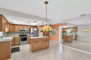 12939 115th St, Largo, FL 33778 - Photo 22