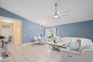 713 Manchester Woods Dr, Sun City Center, FL 33573 - Photo 10